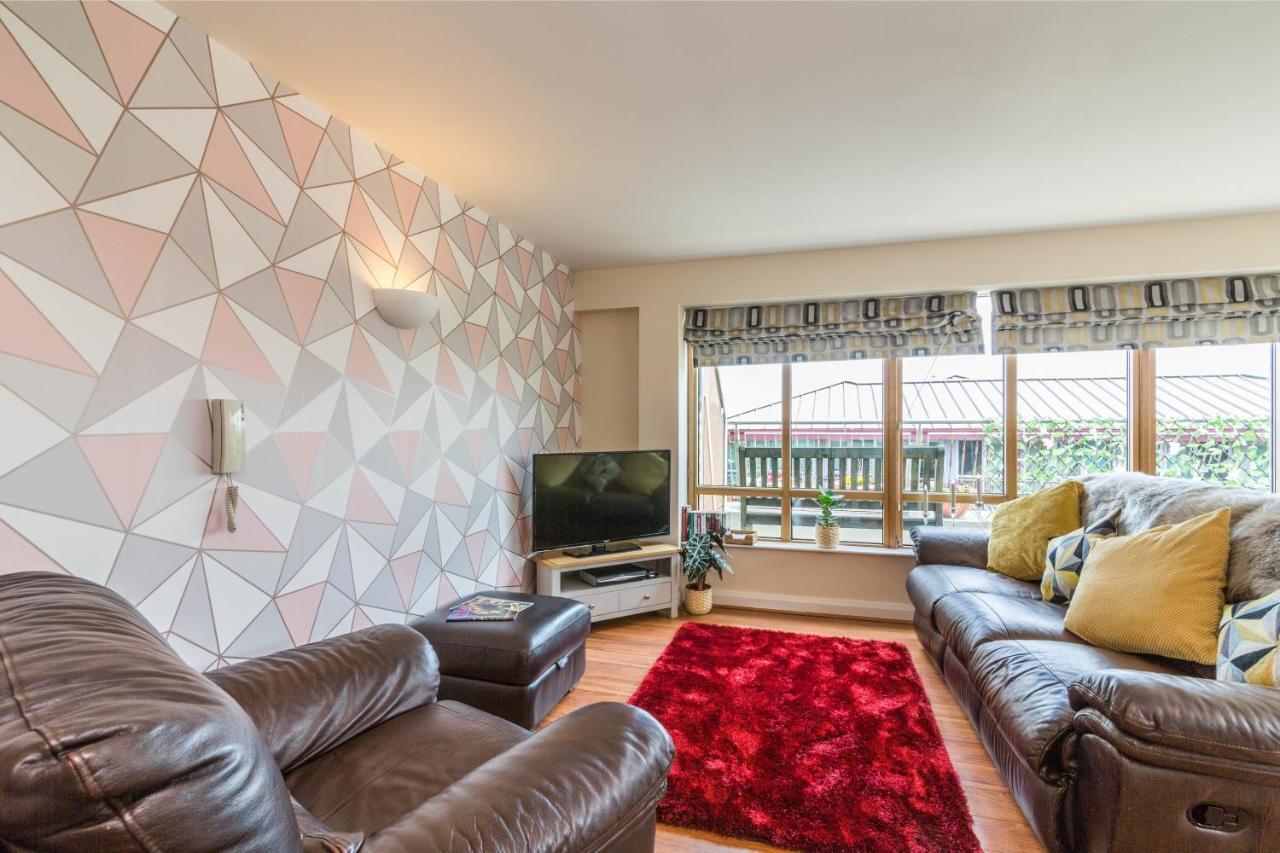 Raleigh Penthouse, Luxury Apartment With Balcony And Parking นอตติงแฮม ภายนอก รูปภาพ