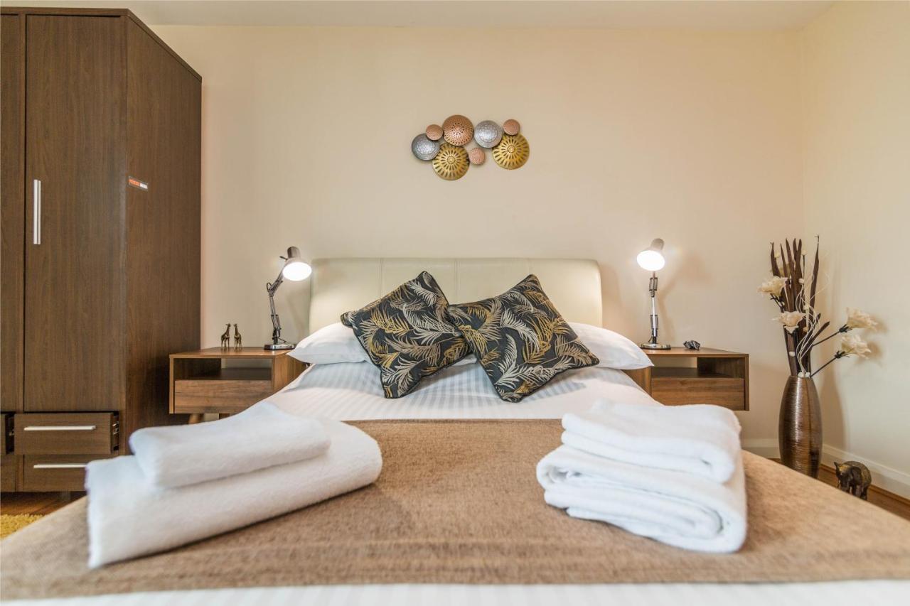 Raleigh Penthouse, Luxury Apartment With Balcony And Parking นอตติงแฮม ภายนอก รูปภาพ